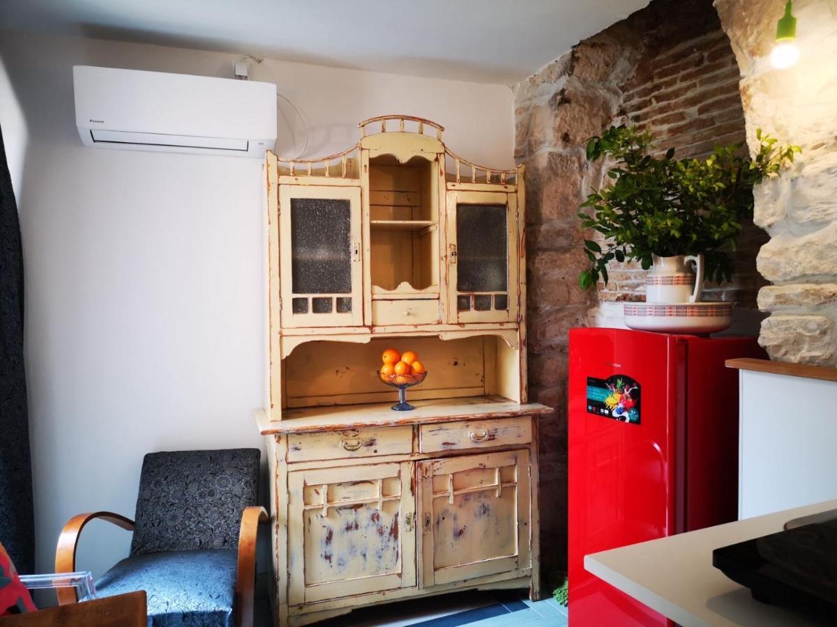 Cres B Studio Apartman 외부 사진