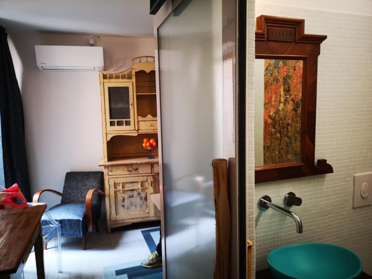 Cres B Studio Apartman 외부 사진